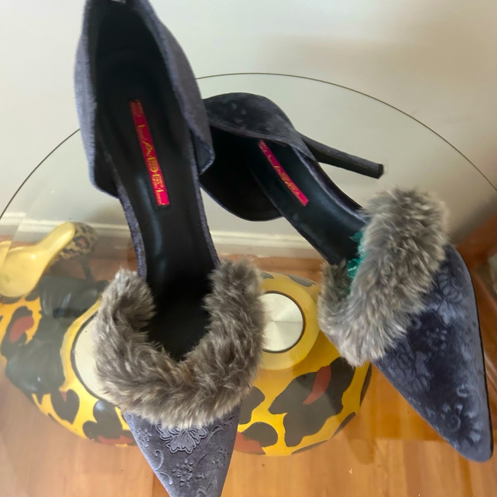 High heel shoes for sale